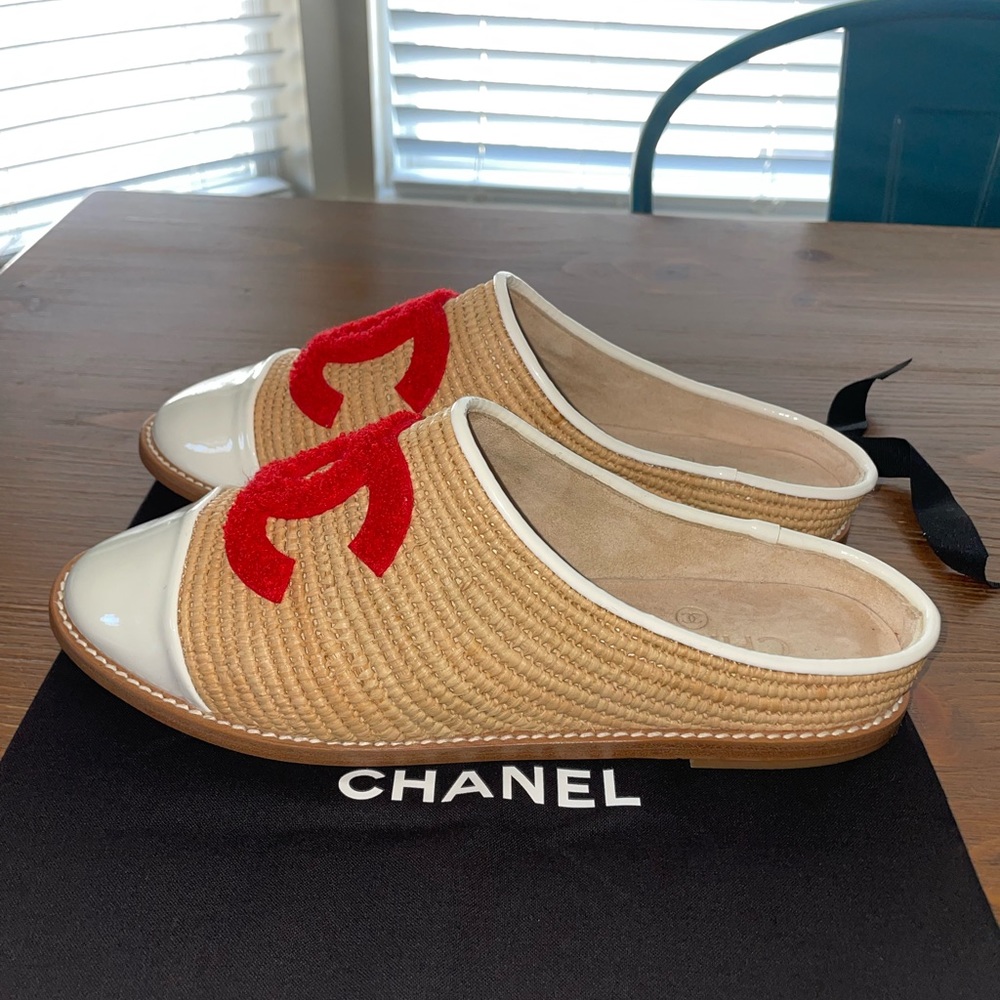 CHANEL BEIGE/RED ESPADRILLE SZ 37/6.5 NEW!